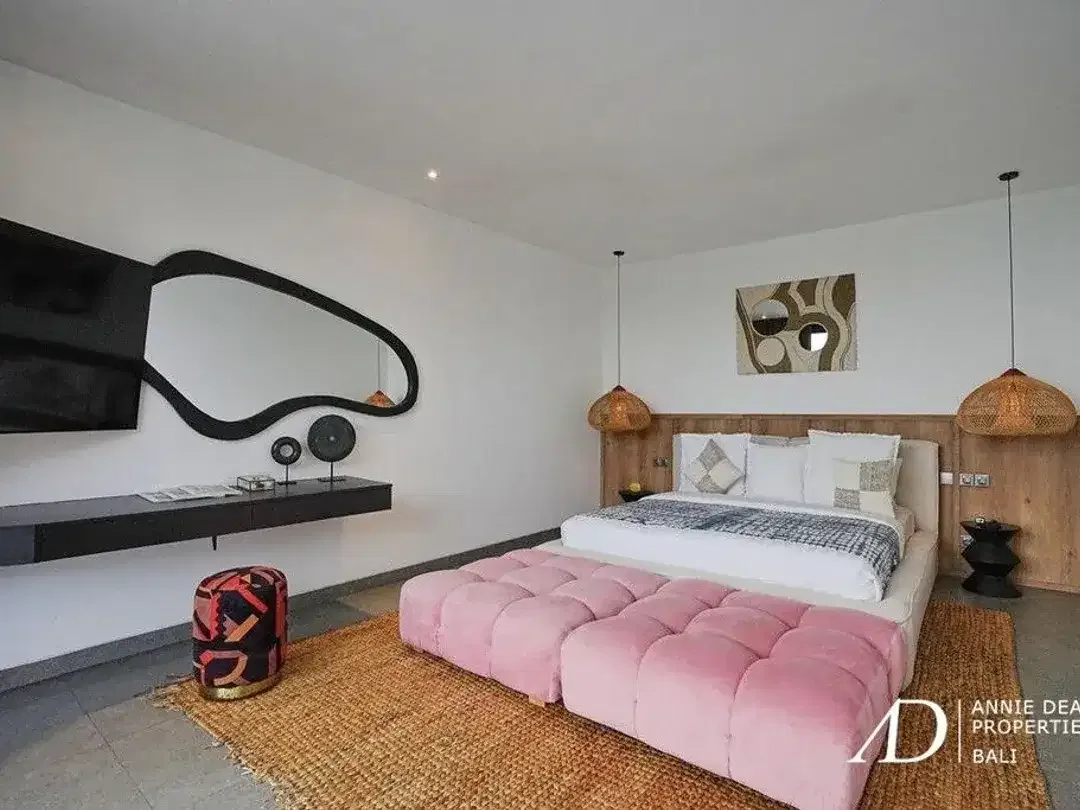 LEASEHOLD | 4-BEDROOM MODERN LUXURY VILLA IN UMALAS-BUMBAK - Image 6 of 10
