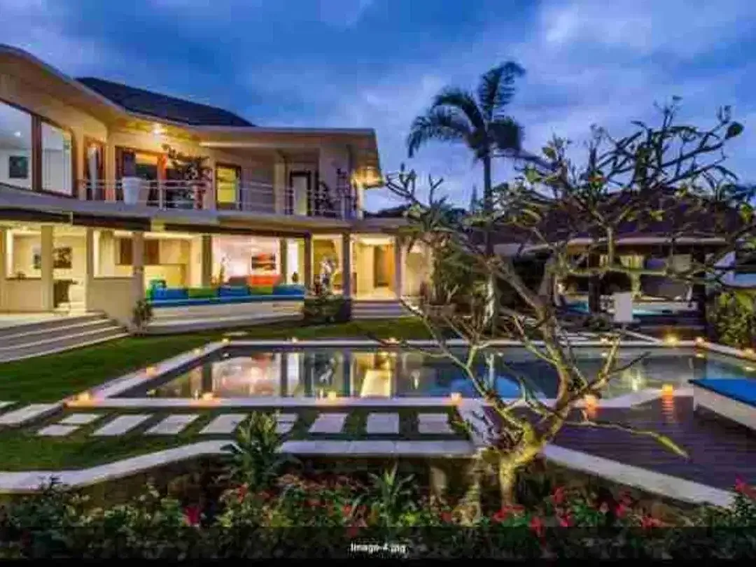 Disewakan Villa Mamarose di Prerenan badung Bali - Image 1 of 10