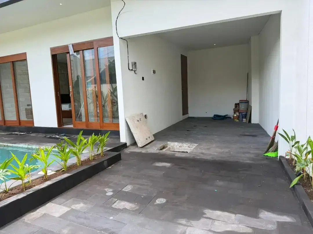 Dijual atau Disewakan Bulanan Villa Baru Modern 2 Lantai Lokasi Strategis di Taman Griya, Jimbaran. - Image 5 of 10