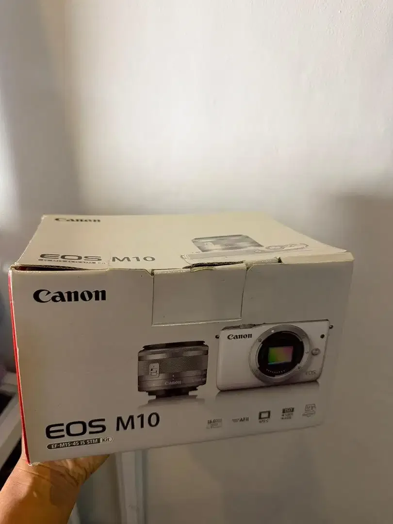Canon EOS M10 (second) mulus - Image 2 of 5