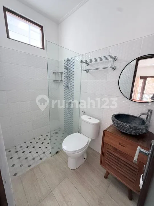 Cozy 3Br Villa-5 Min To Canggu Berawa Beach | Quiet Area (423V) - Image 4 of 4