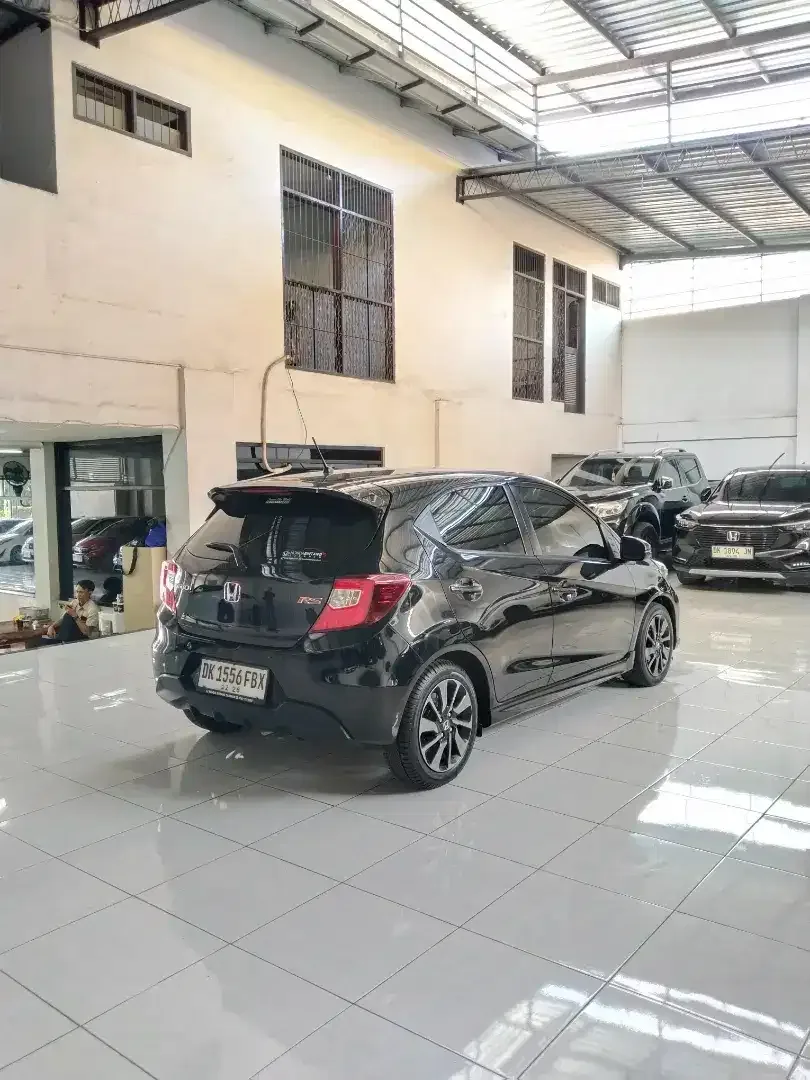 HONDA BRIO RS NEW MODEL ASLI BALI TANGAN PERTAMA AUTOMATIK - Image 3 of 7
