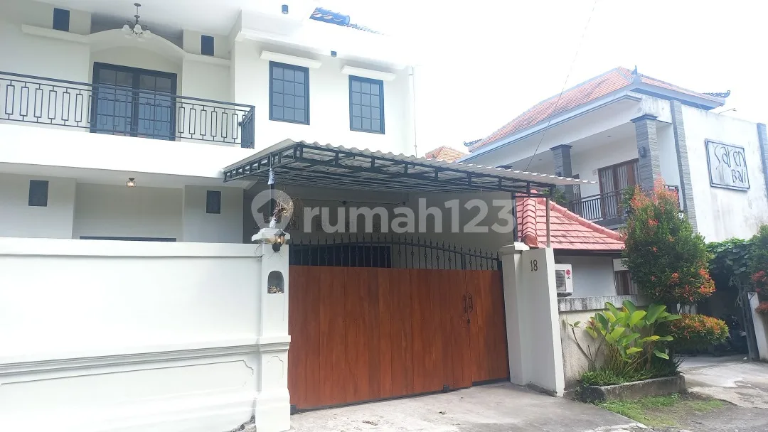 5 Bedroom Ensuite Renovated Spacious Garden Semi Villa Close To Pepito Canggu Pet Friendly - Image 2 of 4