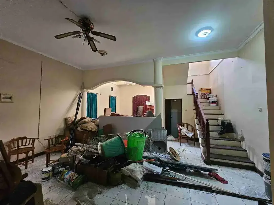 Jual Rumah Hitung Harga Tanah Saja Luas 2.3are/230meter Lokasi Jl Semer Kerobokan dekat Umalas/ Petitenget area Investasi strategis. - Image 4 of 10