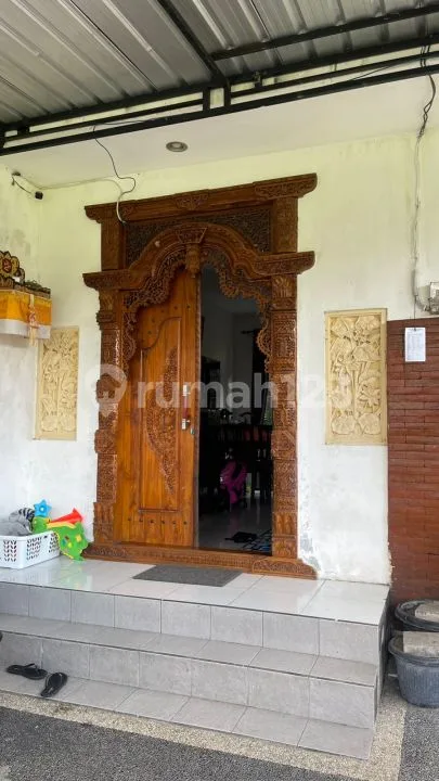 Disewakan Rumah 2 Lantai Dalung Tuka | 4 Kamar | Rumah Kontrakan Strategis - Image 2 of 4