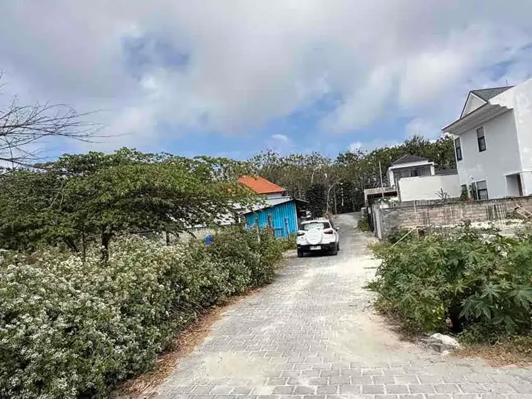 HOT DEAL TANAH MURAH HOOK DI KUTUH – LINGKUNGAN VILLA - Image 9 of 10