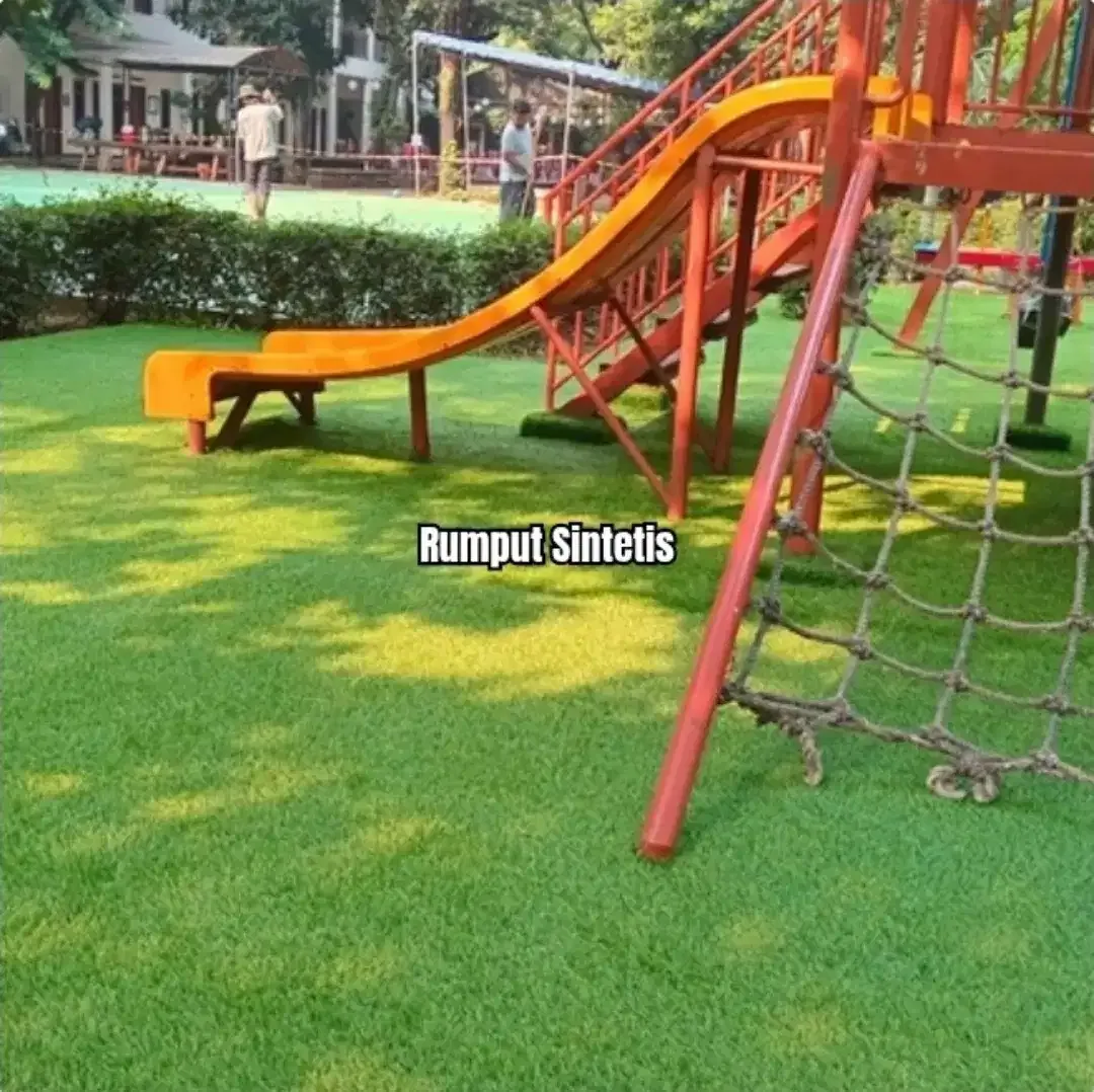 Spesialis Rumput Sintetis Premium untuk Taman - Image 1 of 3
