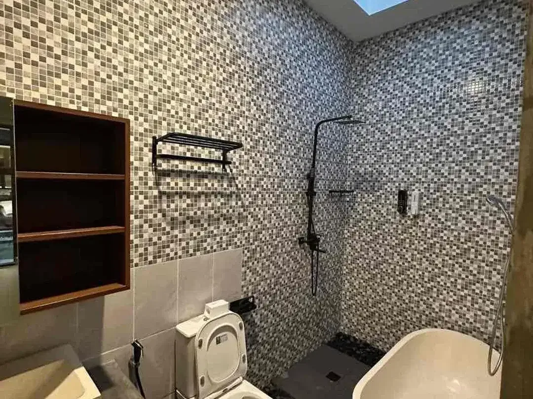 Hot Deal Luxury Freehold Villa For Sale in Kedungu - Image 5 of 10