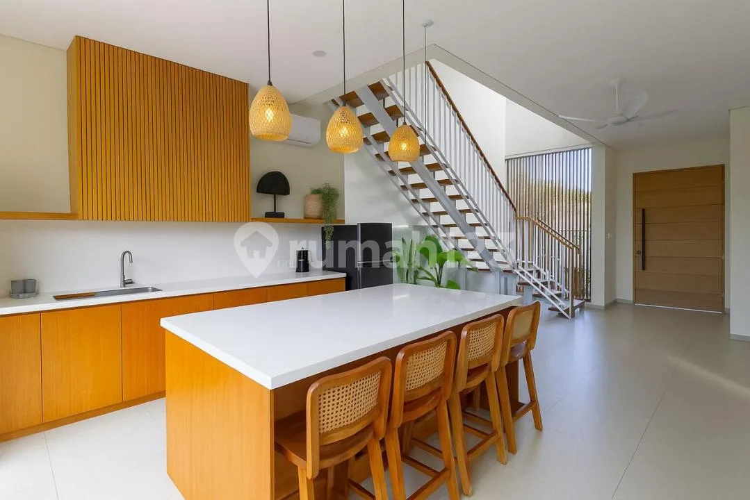 Modern Villa 3 Bedrooms Furnished In Pecatu Bali - Image 3 of 4
