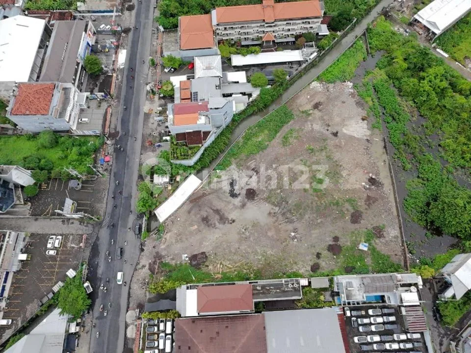 Tanah Komersial Zona Kuning Strategis di Jl Utama Teukumar Barat - Image 1 of 4