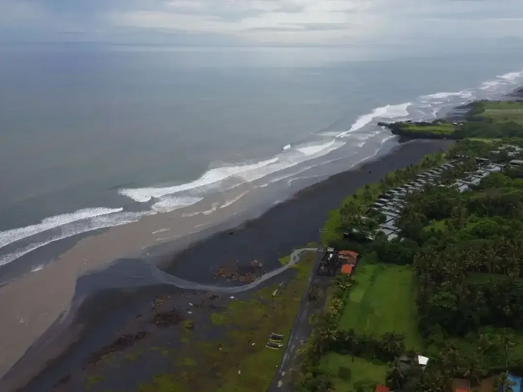 Dijual Tanah Beachfront Premium 272 Are di Kelating Tabanan dengan Zona Pariwisata dan Sunset View - Image 4 of 8