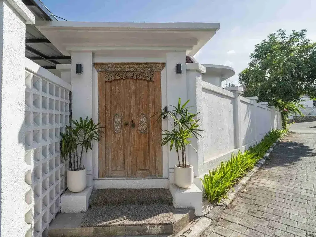 Villa for sale di Nusa Dua - Bali - Image 2 of 10