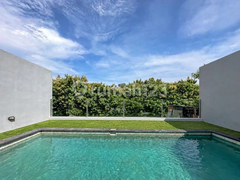 Villa 2 KT SHM Siap Huni Dekat Itdc Nusa Dua Bali - Image 2 of 4