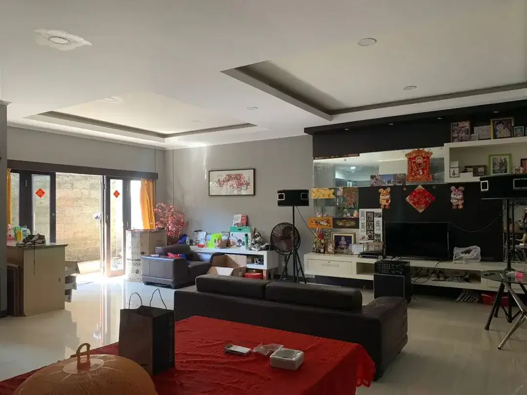 BUC Dijual Segera Rumah Full Furnished Sangat Terawat di Panjer Dekat Renon - Image 1 of 10