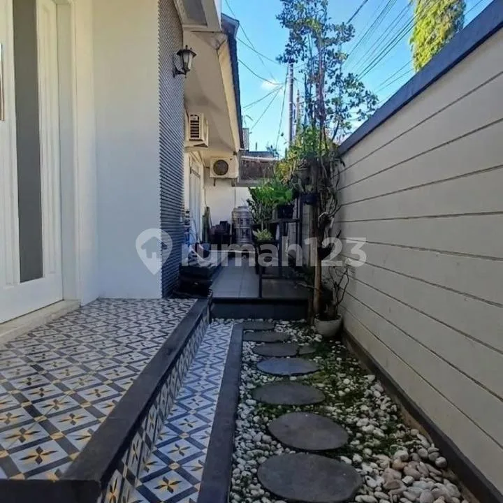 Rumah Siap Huni di Jalan Karang Mas Dekat Four Seasons Jimbaran - Image 3 of 4