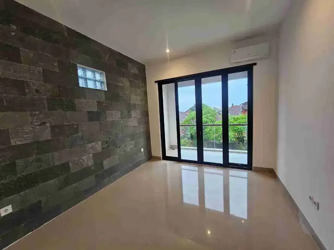 VILLA BARU LANTAI II TEGAL CUPEK DEKAT UMALAS - Image 9 of 10
