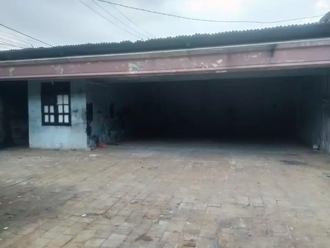 Bangunan cocok untuk gudang atau fitnes center - Image 4 of 5