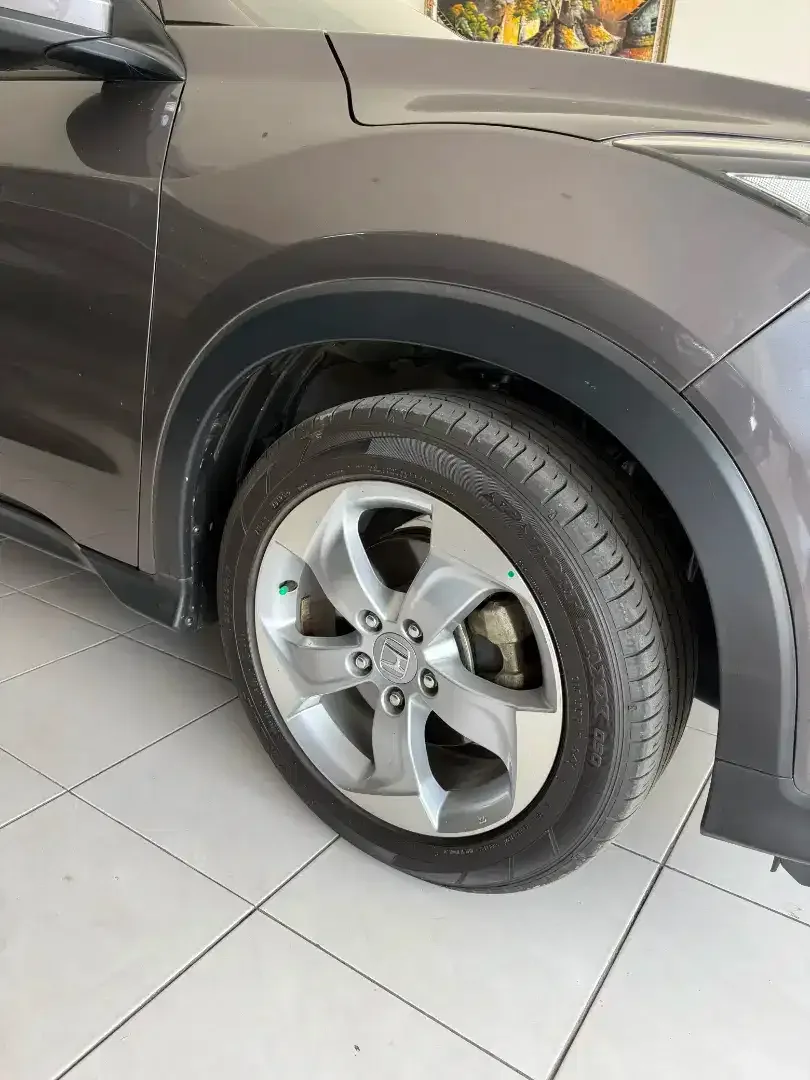 HONDA HRV 1.5 E CVT, Metic.2018 - Image 5 of 10