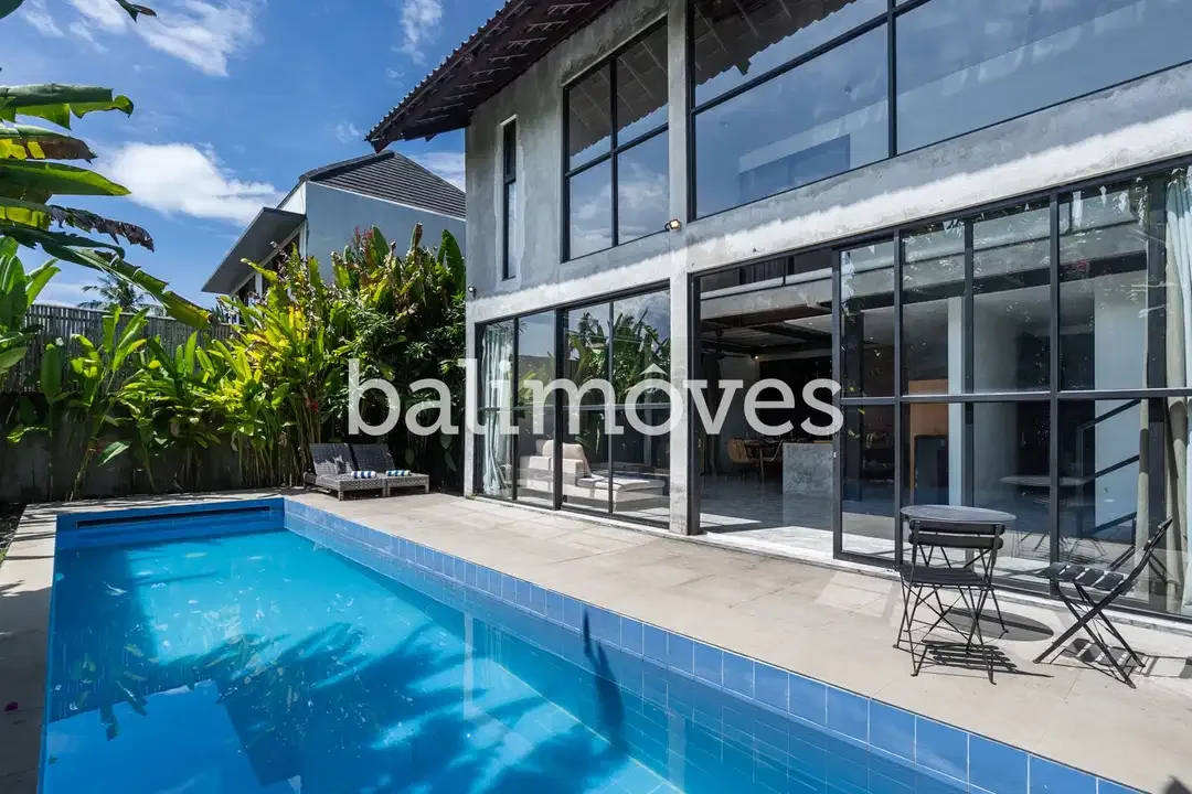Vila Tiga Kamar Tidur Bergaya Industrial Modern di Kemenuh Gianyar - Image 4 of 10