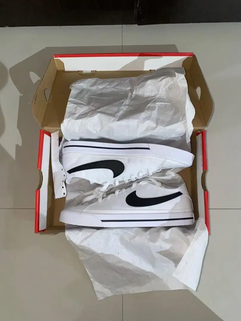 Nike Court Legacy CNVS - Image 2 of 9