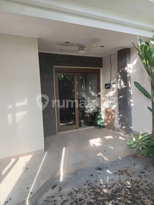 Disewakan Rumah Murah di Petitenget Seminyak. LT 143M2. Harga 135 Juta Per Tahun - Image 2 of 4