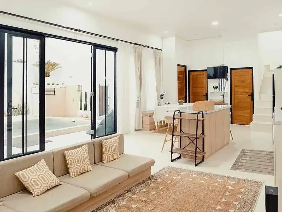 Villa Modern Tropical Canggu - Image 3 of 10