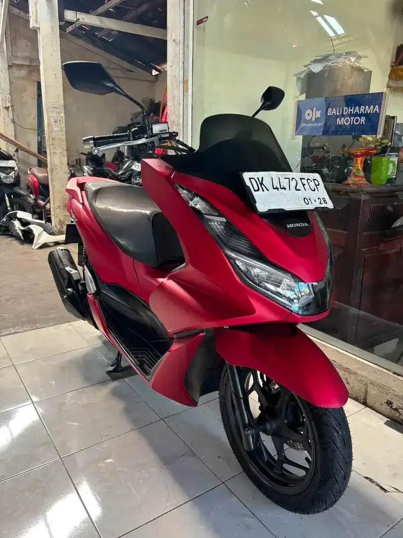 Honda PCX. 160 CC thn. 2022 cash. Bali dharma motor - Image 4 of 6