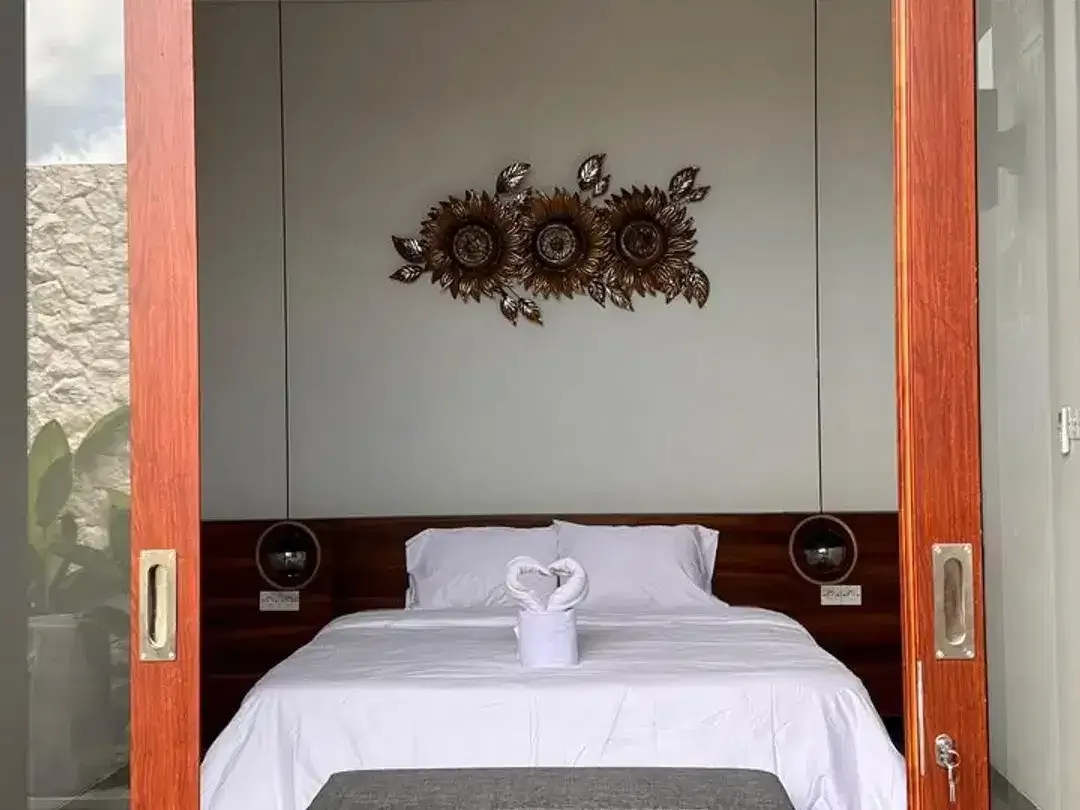 Exclusive Tropical Modern Villa in Keramas – Private Pool & Prime Location - Image 8 of 10