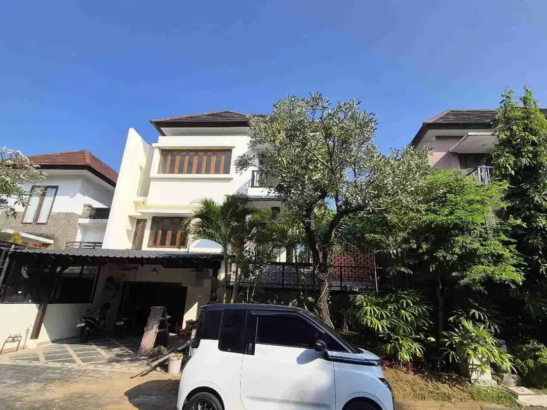 Rumah Style Villa One Gate Renon Dekat Sanur - Image 10 of 10