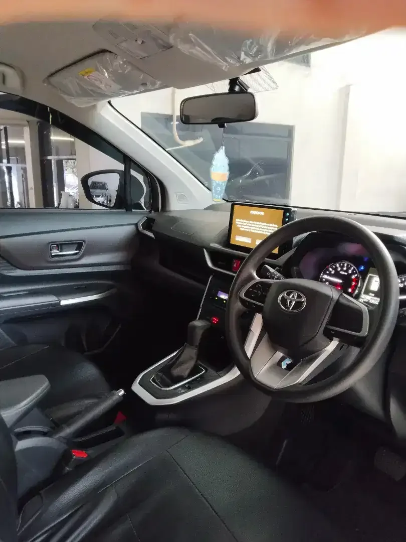 NEW AVANZA FACELIFT 1.5 CC MATIC ASLI BALI TANGAN PERTAMA - Image 8 of 10
