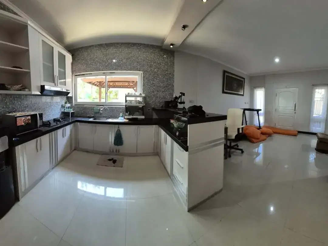 Rumah 2 Lantai Lux Mewah Luas Furnish Strategis di Uluwatu - Image 4 of 10