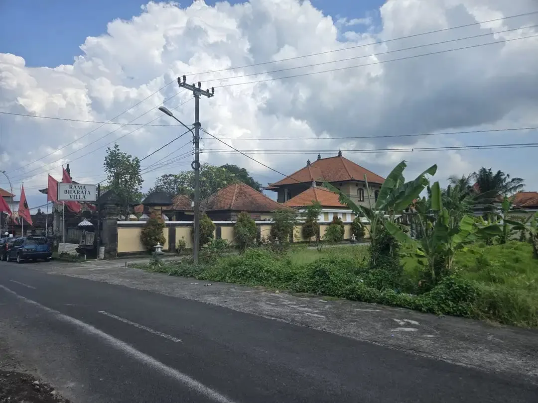 Dijual Tanah Pinggir Jln. Utama Ubud 700 m2 Cocok Usaha dan Vill - Image 10 of 10