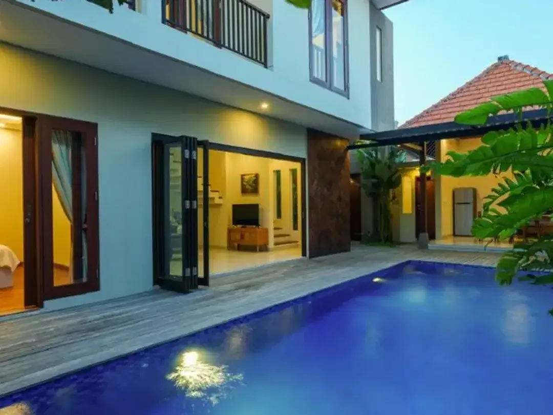 VILLA BAGUS 2 LANTAI DI TEGAL CUPEK KEROBOKAN BADUNG - Image 2 of 10