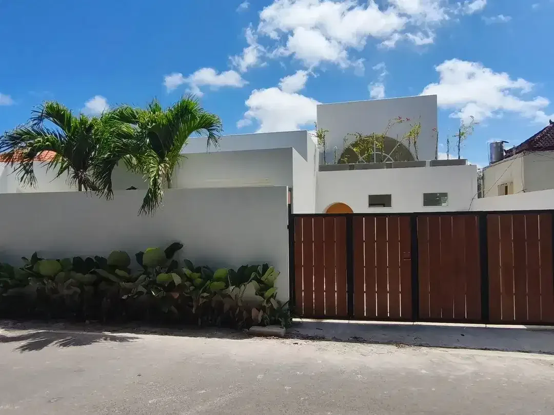 ELEGANT MODERN VILLA IN THE HEART OF ULUWATU UNGASAN - Image 1 of 10