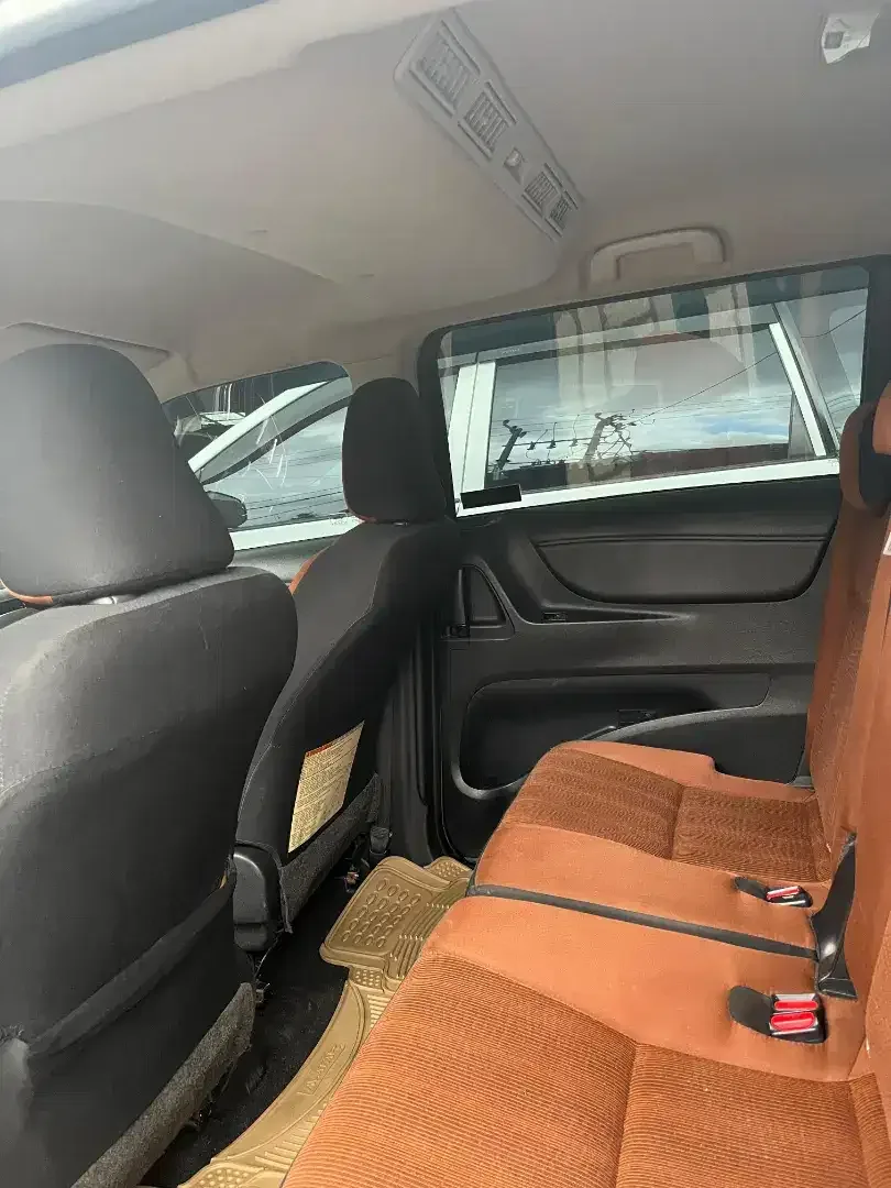 Toyota Sienta V 2017 hitam matic - Image 8 of 10