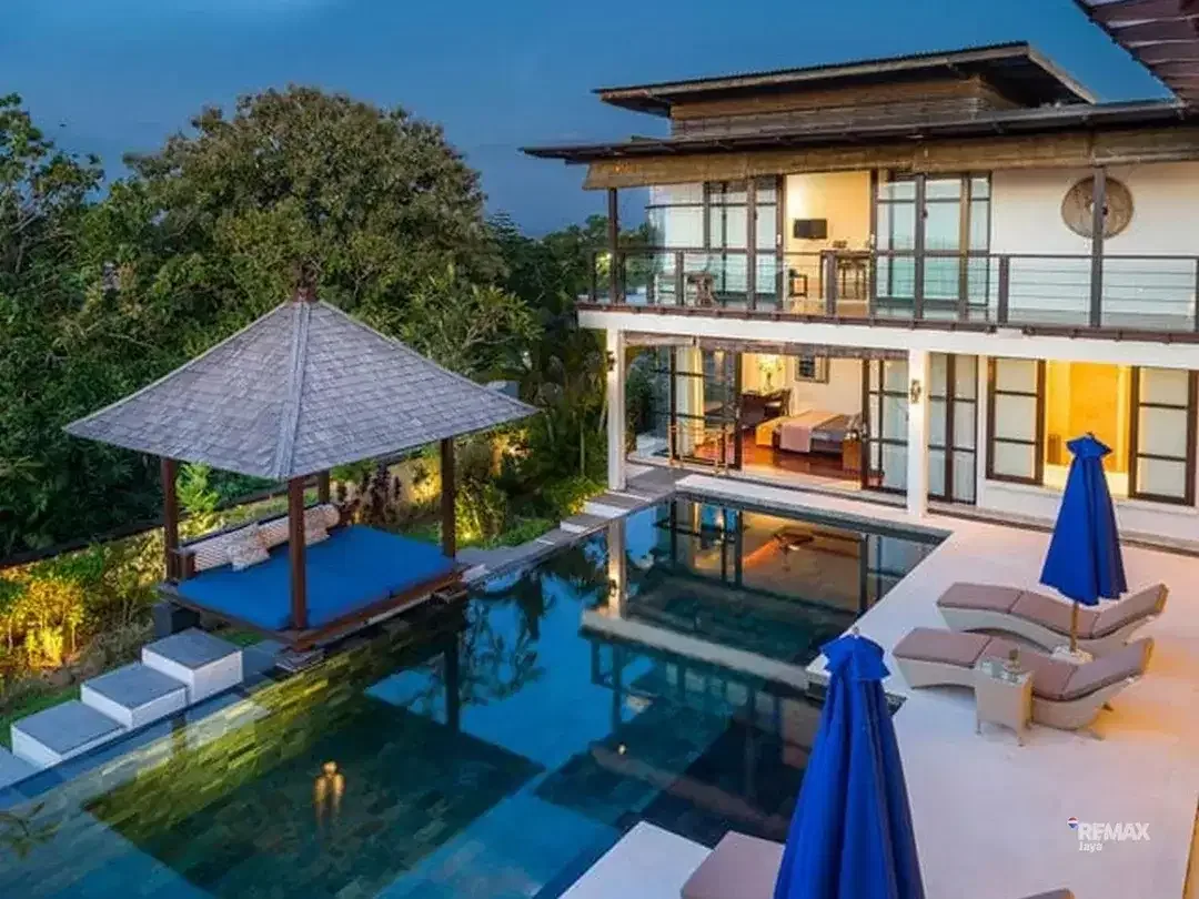 Villa luxury di komplek elit Dijual   di Jimbaran. - Image 1 of 10