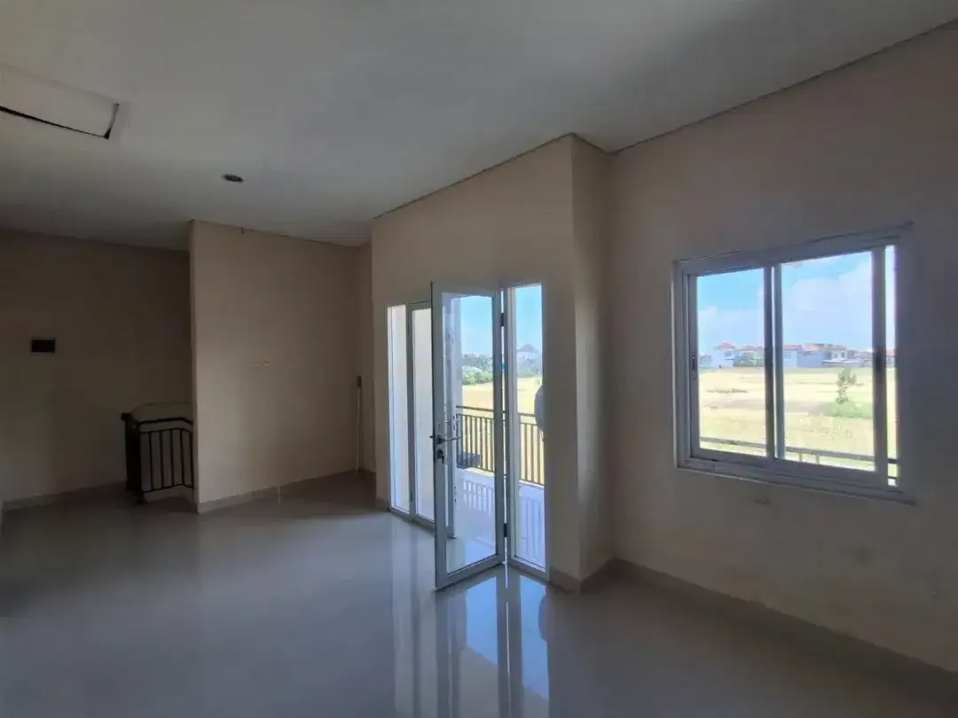 Rumah 2 Lantai Siap Huni View Sawah Dijual, di Denpasar Utara - Image 7 of 10