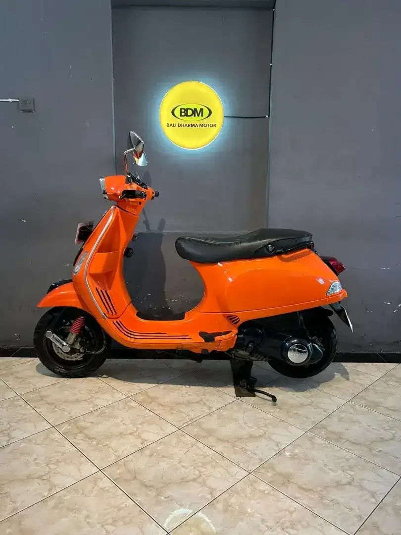 PIAGGIO VESPA S 150 CC TAHUN 2012 PAJAK HIDUP LNGKAP BALI DHARMA MOTOR - Image 2 of 7