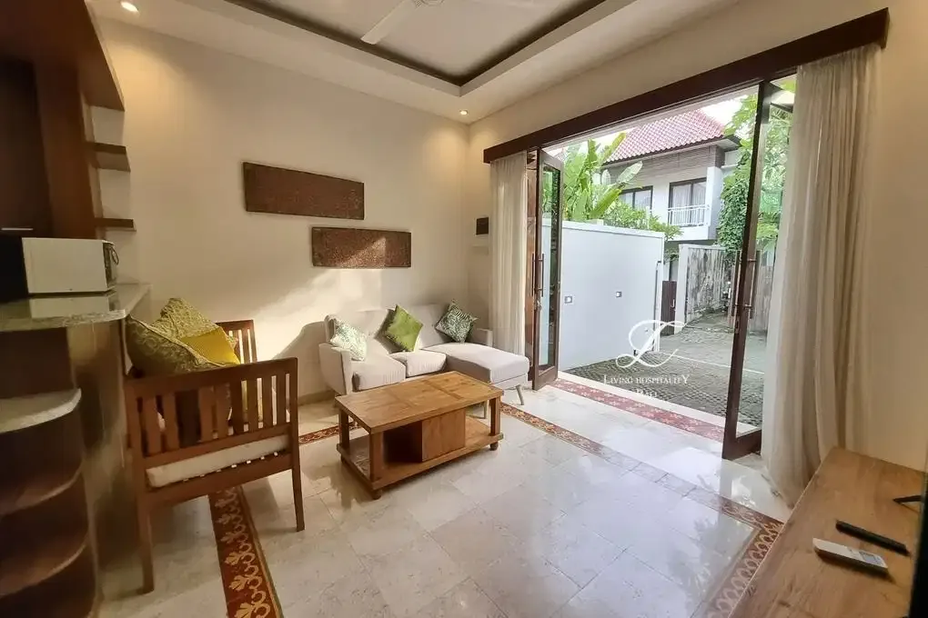 Villa in Canggu For Rent -only 10 mins drive to beach - Image 4 of 10