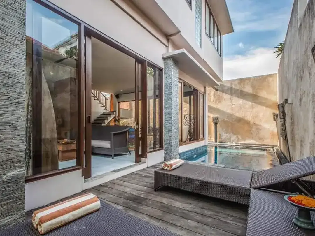 Beachside Villa For Sale at Tourism Sanur Area - Image 2 of 10