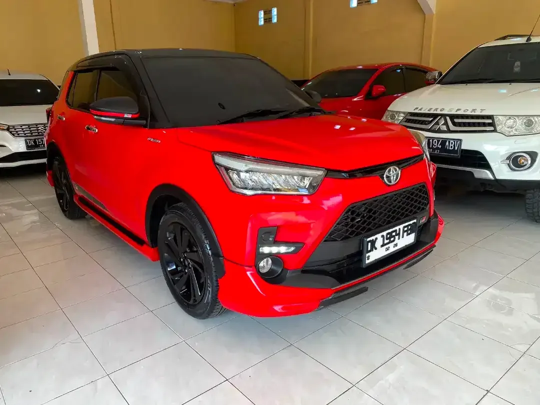 Toyota raize 1.0 gr sport turbo 2023 automatic - Image 3 of 10