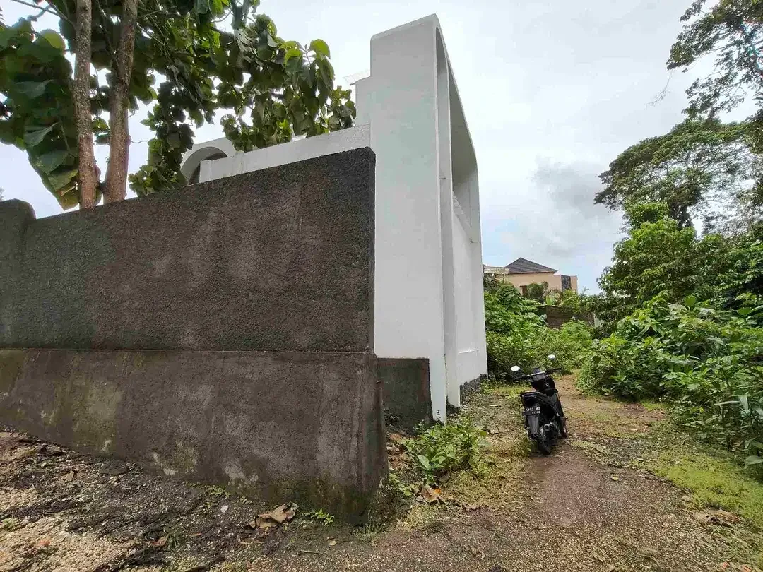 Tanah Zona Kuning dekat Sidewalk Jimbaran Bali - Image 1 of 3