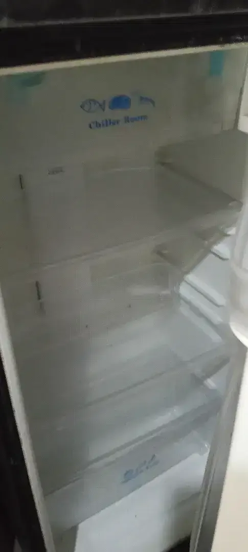 Dijual kulkas Aqua 2pintu - Image 3 of 3
