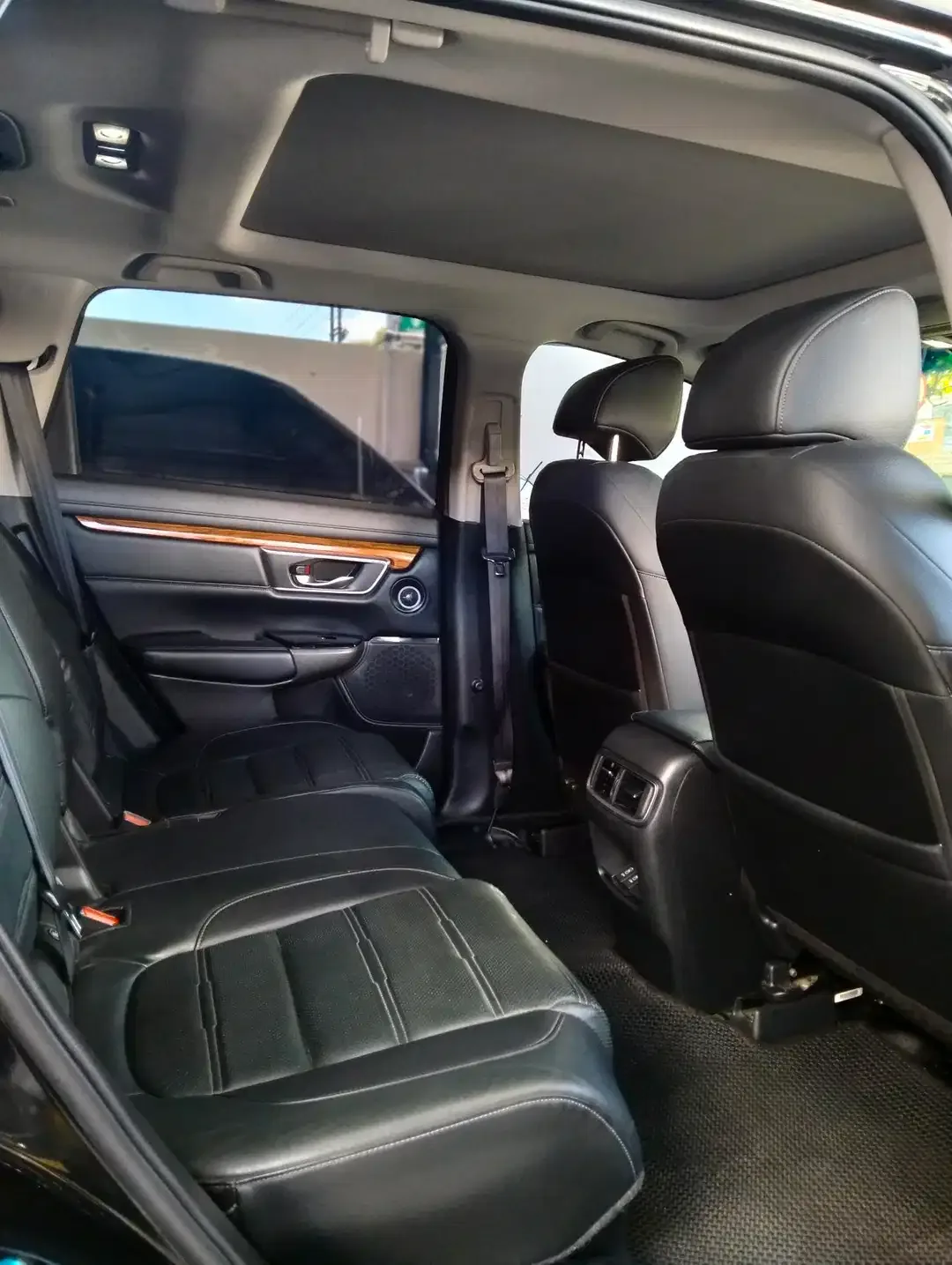 HONDA CRV PRESTIGE 2022 HITAM MATIC - Image 9 of 10