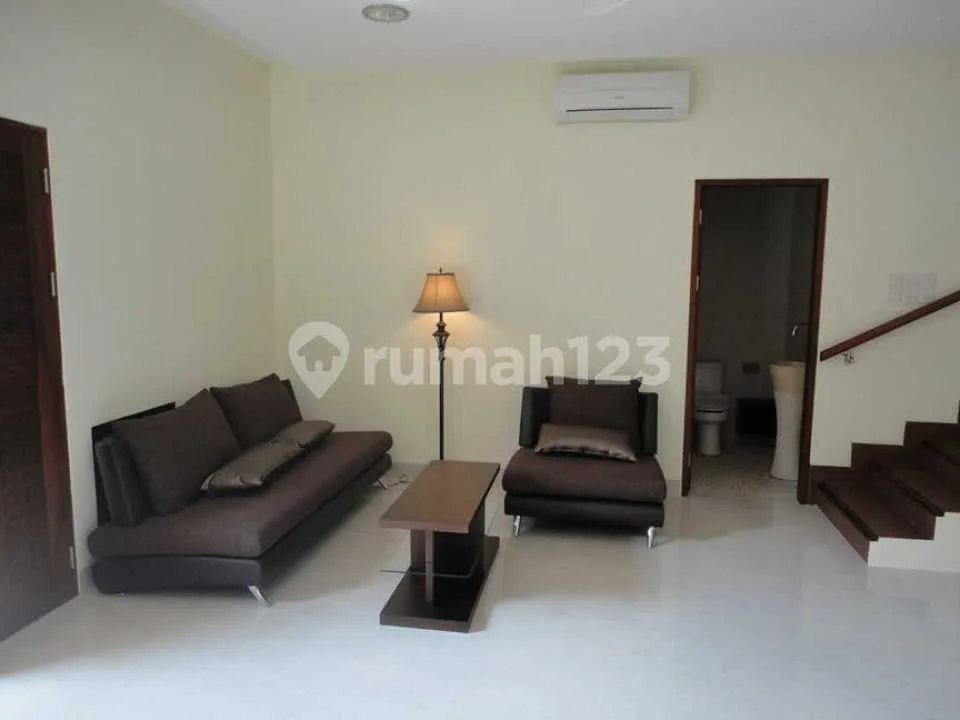 Rumah Fully Furnish Di Area Hote Dan Villa Villa Di Taman Mumbul Nusa Dua - Image 4 of 4