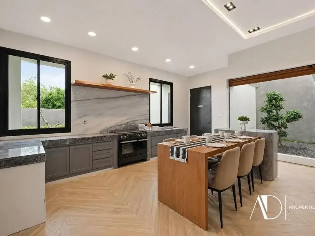 FREEHOLD | 6-BEDROOM VILLA WITH PANORAMIC OCEAN VIEWS IN JIMBARAN - Image 5 of 10
