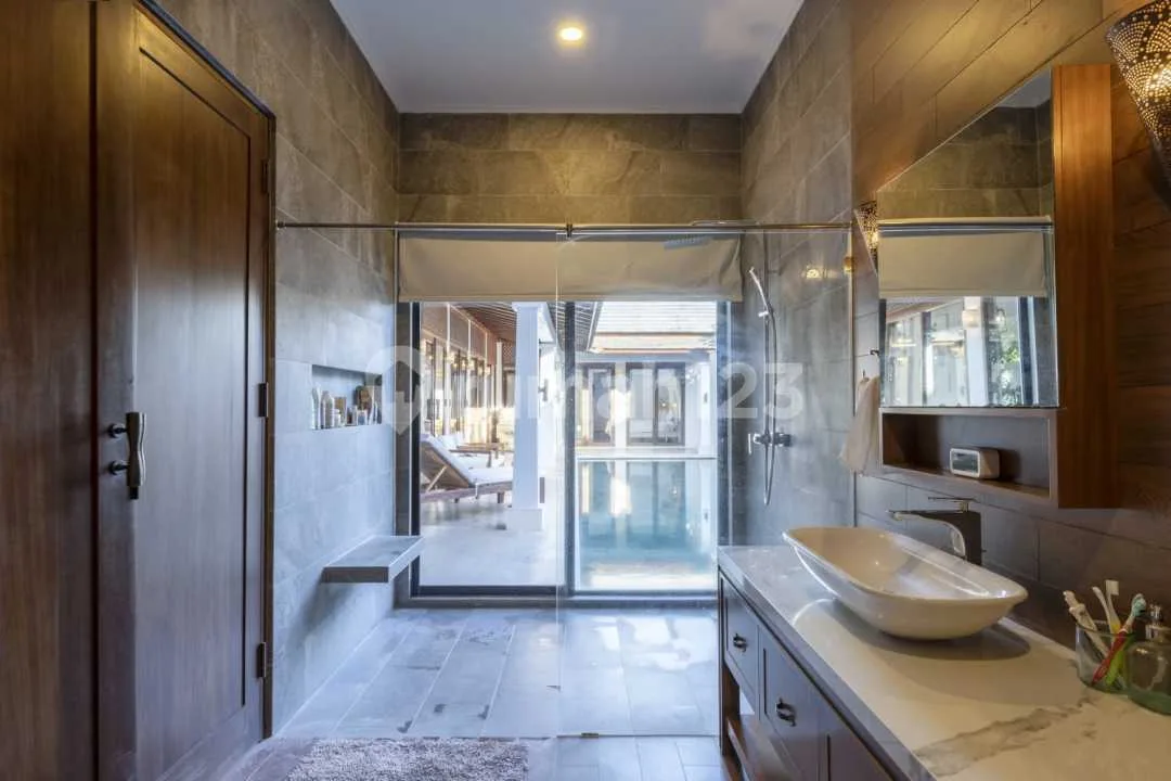 Leashold 18 Tahundijual Villa Lantai 1Lokasi Brawa Canggu - Image 4 of 4