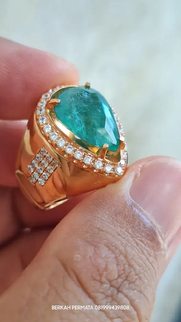Natural emerald zamrud zambia minor clarity 7crt up - Image 4 of 9