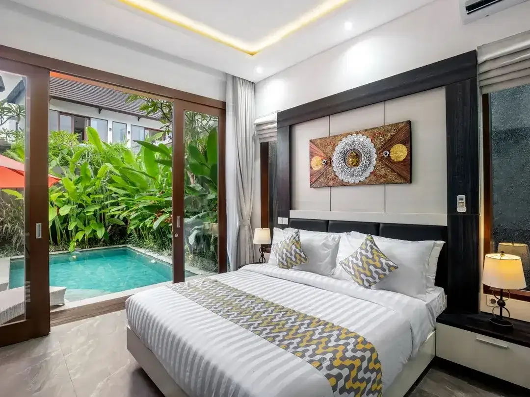Leasehold - Luxurious 3-Bedroom Villa in Seminyak with Private Pool - Image 3 of 10