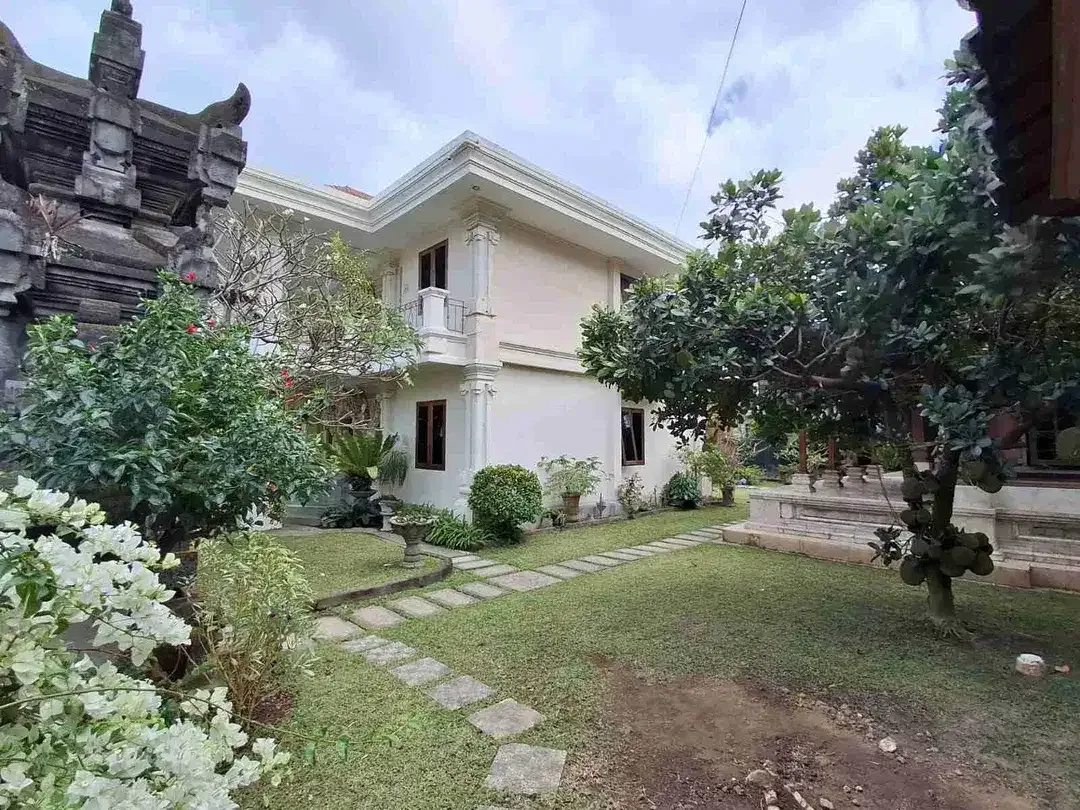 RUMAH MEWAH LANTAI II DI KAWASAN ELITE SEKAR TUNJUNG DENPASAR - Image 6 of 10